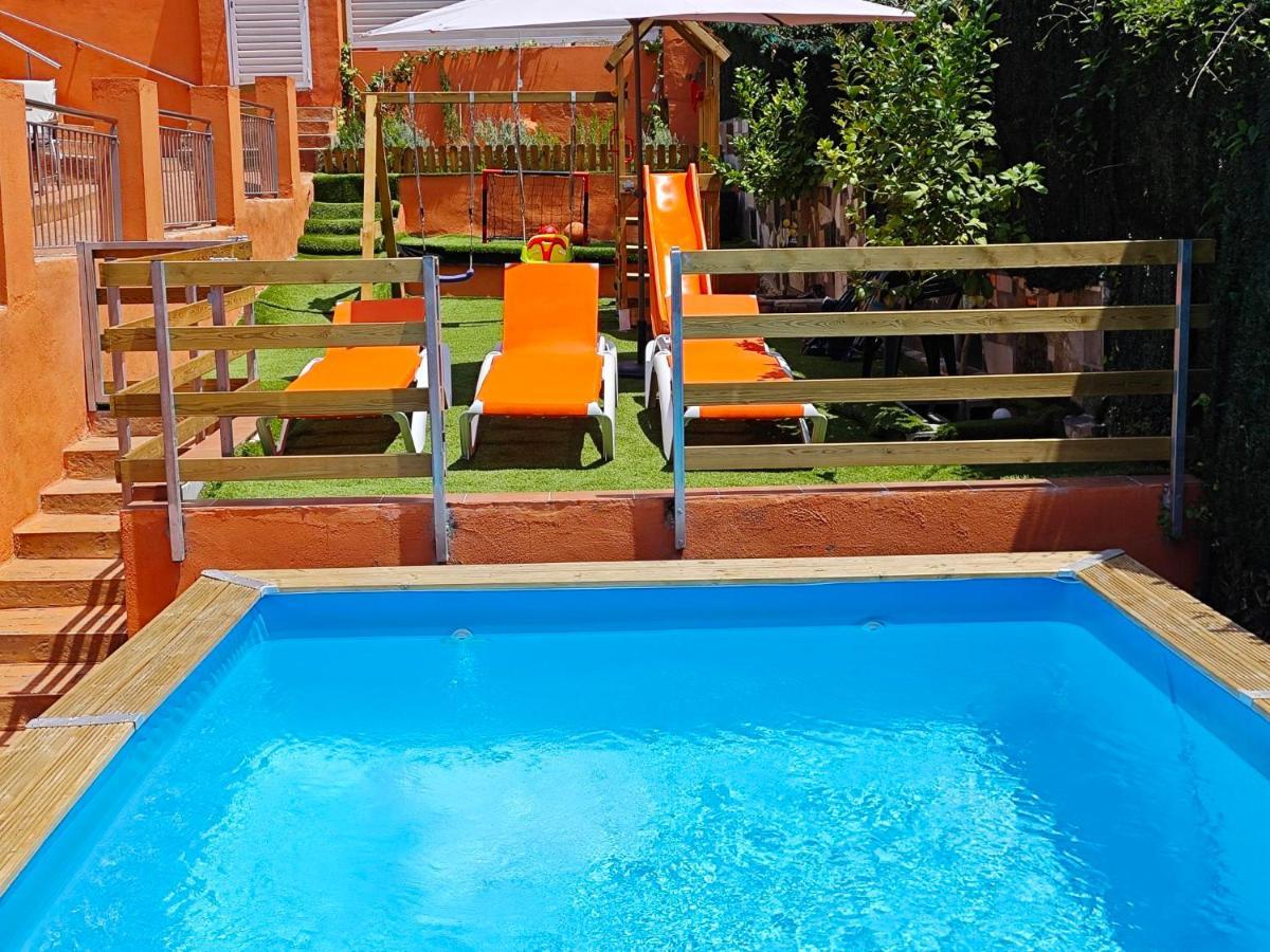 Relax House Barcelone Villa ซานต์ เอสเตเว เซสโรวิเรส ภายนอก รูปภาพ